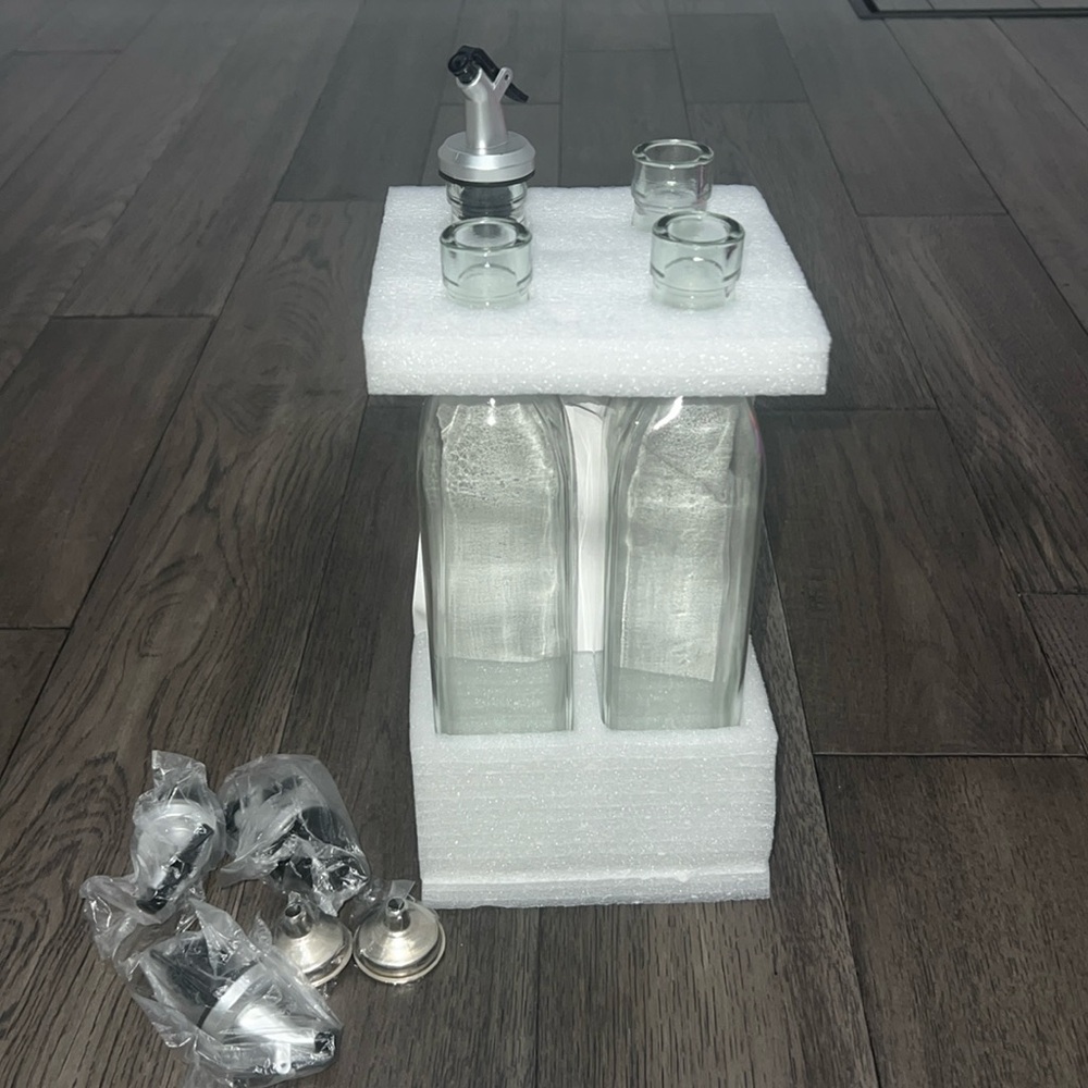 New! Bundle of vinegar and oil glass storage bottles with spout and funnel